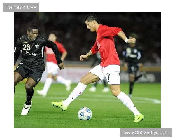 C罗在曼联时期的经典比赛视频回顾与精彩瞬间